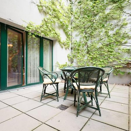 Relaxing Terrace Apartment In Lively Area Вена Экстерьер фото