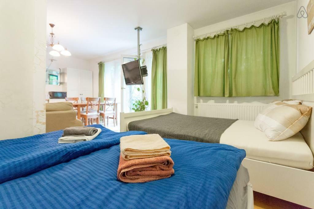 Relaxing Terrace Apartment In Lively Area Вена Экстерьер фото