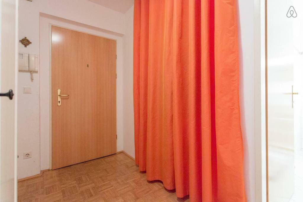 Relaxing Terrace Apartment In Lively Area Вена Экстерьер фото
